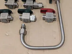 SWAGELOK SS-8P6T  (LOTS OF 9)