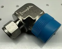 SWAGELOK SS-600-2-12 STAINLESS STEEL MALE ELBOW 3/8 TUBE X 3/4” M NPT