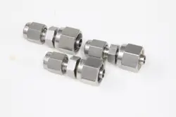 3 SS-200-R-4 FITTING REDUCER STAINLESS 1/8