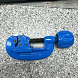 SWAGELOK MS-TC-308 TUBE CUTTER 3/16