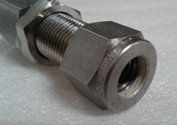 BULKHEAD FEMALE CONNECTOR