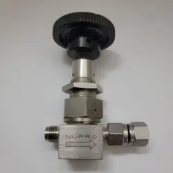 SWAGELOK NUPRO SS-4BK STAINLESS STEEL BELLOWS VALVE