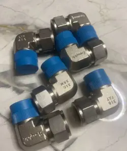 LOT-4PC  SWAGELOK TUBE FITTING 316SS 3/4