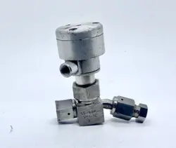 SWAGELOK STAINLESS STEEL BELLOWS SEALED VALVE SS-4BK-V51-1C