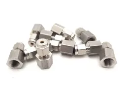LOT OF 10 SWAGELOK SS-200-7-2 STAINLESS STEEL TUBE FITTING FEMALE 1/8