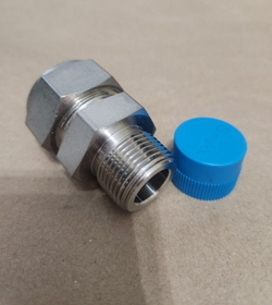 SWAGELOK SS-1610-1-12 TUBE FITTING, MALE CONNECTOR 1