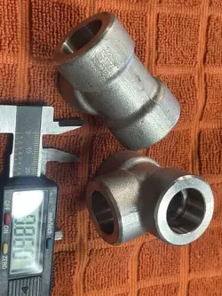 SOCKET WELD T’S