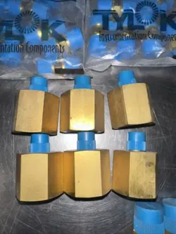 SWAGELOK BRASS PIPE