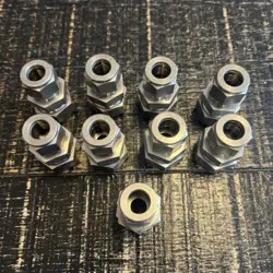 CRAWFORD SWAGELOK REDUCING UNION, 3/4 IN. X 1/2 IN. TUBE OD (SS-1210-6-8)