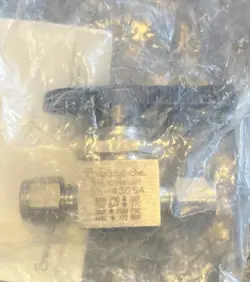 SWAGELOK SS-43GS4,  1/4”  BALL VALVE