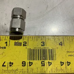 CONNECTOR STRAIGHT