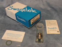 (NEW IN FACTORY BOX) SWAGELOK SS-HB-KF-K5 PCTFE BELLOWS/STEM/STEM TIP/ KIT