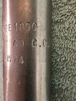 WHITEY DOUBLE ENDED SS 40CC SAMPLE CYLINDER & NUPRO SS-4H BELLOWS VALVE