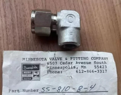 1/2 TUBE X 1/4 FNPT 316SS FEMALE ELBOW FITTING CRAWFORD SWAGELOK SS-810-8-4