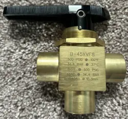 SWAGELOK B-45XVF8 BRASS 3-WAY BALL VALVE