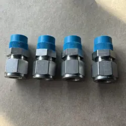 4- SWAGELOK STAINLESS STEEL CONNECTOR, 1/2