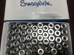 47- SWAGELOK SS-400-7-2   1/4 TUBE X 1/8 FEMALE PIPE CONNECTOR SWAGELOCK     NEW