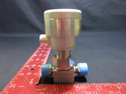NUPRO SS-6BK-MM-1C SWAGELOK BELLOWS VALVE 