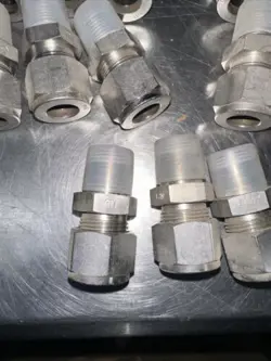 LOT OF 73