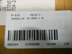 SWAGELOK SS-600-1-8 STAINLESS