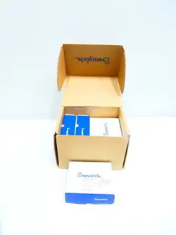 BOX OF 50 SWAGELOK SS-810-3-8-6 STAINLESS TEE 1/2IN TUBE 1/2IN TUBE 3/8IN TUBE