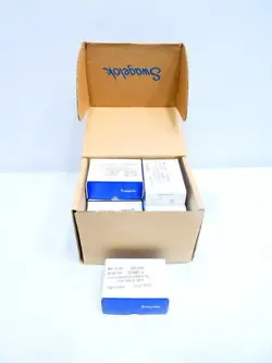 BOX OF 250 SWAGELOK SS-600-6 STAINLESS PIPE UNION 3/8IN TUBE
