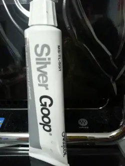 SILVER GOOP OIL