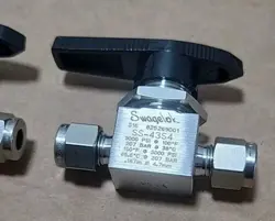 SS-43S4 BALL VALVE