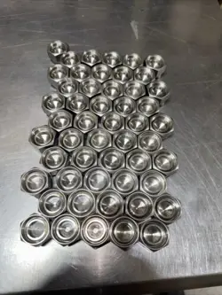 LOT OF 51 3/4 HAMLET PLUGS SWAGELOK REF SS-1210-P *NEW*