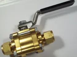 SWAGELOK BRASS 60