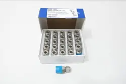 BOX OF 25 SWAGELOK SS-600-1-8 STAINLESS MALE CONNECTOR 3/8IN TUBE X 1/2IN NPT