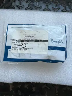 SWAGELOK SS-600-1-4 STAINLESS MALE CONNECTOR, 3/8 NEW