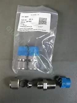 SWAGELOK SS-810-1-8 MALE CONNECTOR 1/2