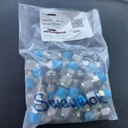 ✌️NEW SWAGELOK SS-400-1-2 MALE STRAIGHT CONNECTOR 1/4