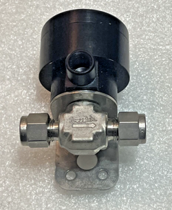 NEW SWAGELOK SS-92S4-C  STAINLESS STEEL