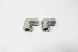 BOX OF 2 SWAGELOK SS-1210-9 STAINLESS PIPE ELBOW 3/4IN TUBE X 3/4IN TUBE