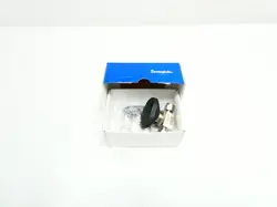 BOX OF 2 SWAGELOK SS-43GS4-K MANUAL STAINLESS BALL VALVE 1/4IN TUBE