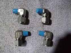 LOT OF 4 SWAGELOK 1/2