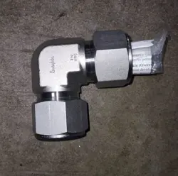 NEW! SWAGELOK 1-1/4