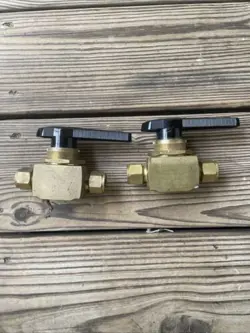 OF SWAGELOK B-45S8