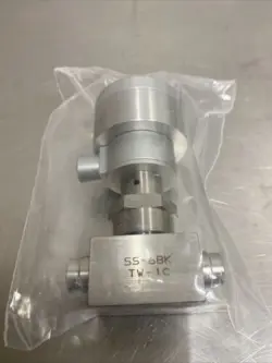BELLOWS VALVE SS-6BK-TW—1C