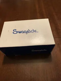 SWAGELOK B-1210-3 5 PCS