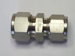 UNION FITTING 16