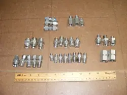 SWAGELOK ADAPTER REDUCER FITTING LOT    (ZZ3)