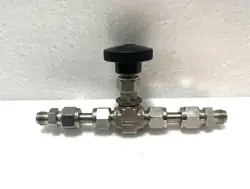 SWAGELOK SS-18RS8M STAINLESS STEEL INTEGRAL BONNET NEEDLE VALVE 203985001