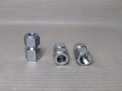 NEW LOT OF 3 PARKER/SWAGELOK 1/2