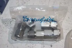 LOT 5 NEW SWAGELOK TUBE FITTING, UNION, 1/2 IN. TUBE OD (SS-810-6)