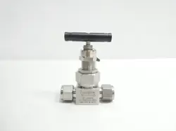 SWAGELOK SS-6NBS8-ID-W20 MANUAL STAINLESS NEEDLE VALVE 6000PSI 1/2IN TUBE