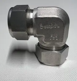 SWAGELOK SS-1610-9 90 ELBOW UNION, 1