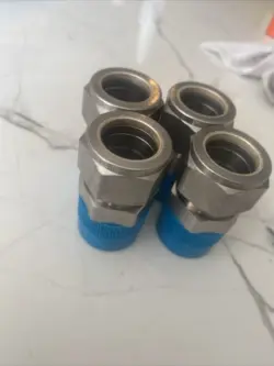 LOT-4 SWAGELOK SS-1210-1-12 STAINLESS STEEL 3/4